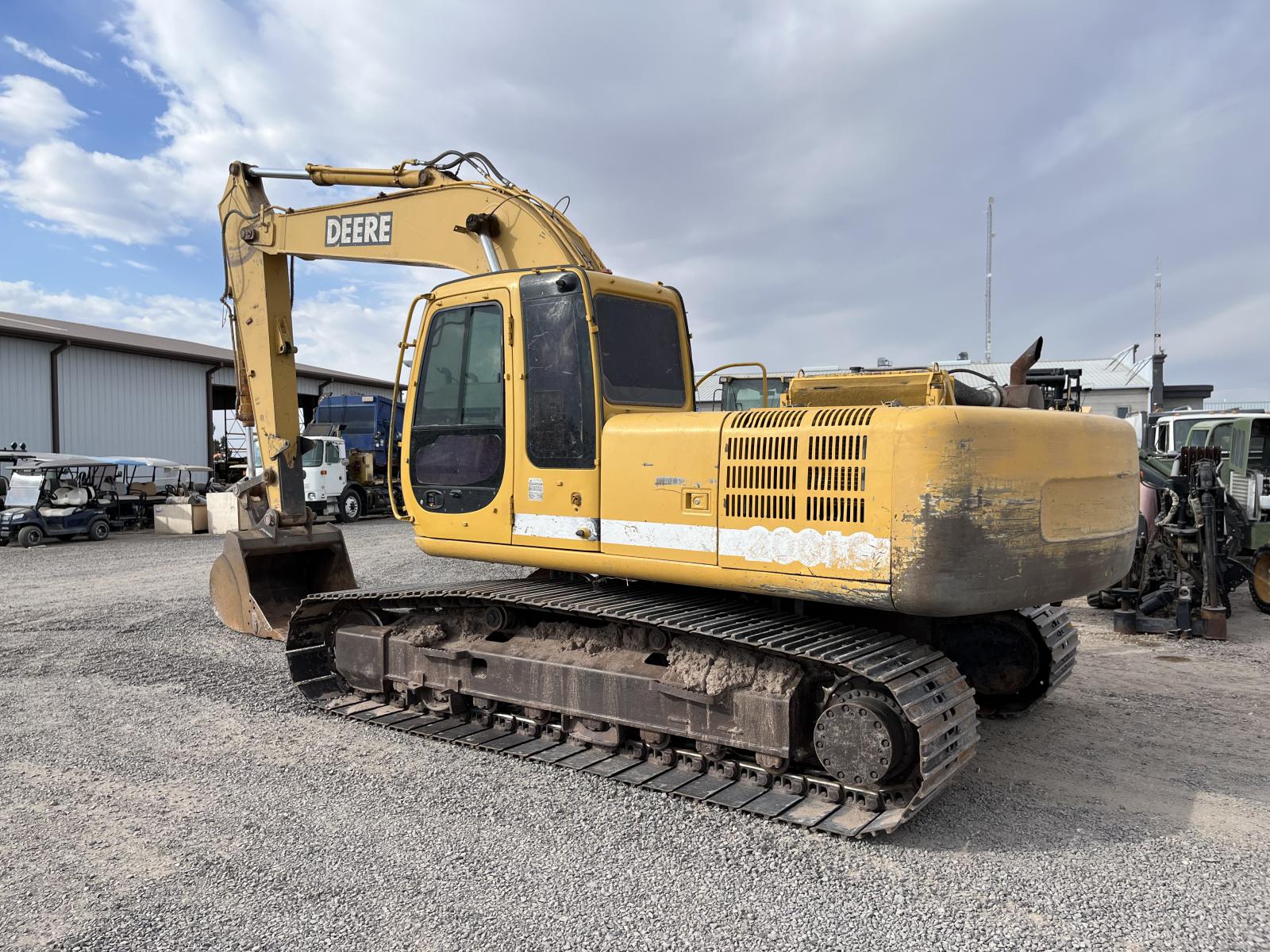 ./imagenes/INVOICE/2019/17921/JOHN DEERE 200LC (18).JPG